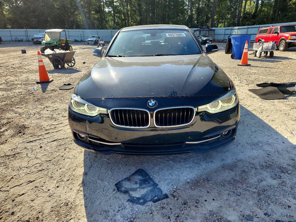 Продаж на аукціоні авто 2017 Bmw 330, vin: WBA8D9G31HNU65670, номер лоту: 69373386