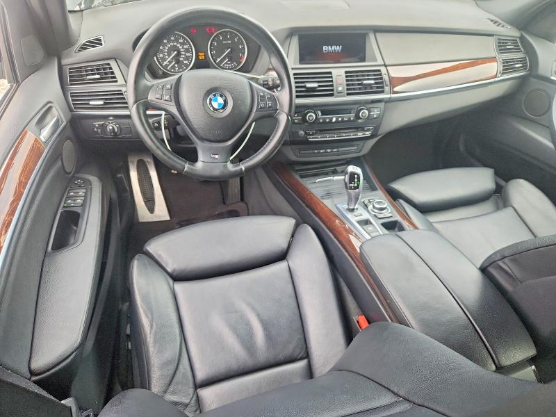 68363536 :رقم المزاد ، 5UXZV4C53BL410251 vin ، 2011 Bmw X5 مزاد بيع