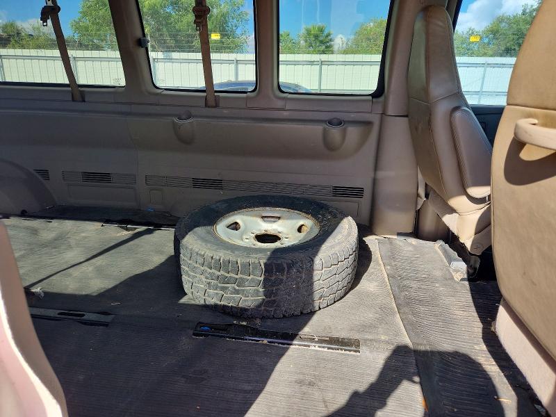 68189896 :رقم المزاد ، 1GAHG39K281196560 vin ، 2008 Chevrolet Express G3500 مزاد بيع