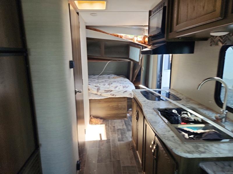 66602226 :رقم المزاد ، 4YDT19010KT433419 vin ، 2019 Keystone Rv Trailers مزاد بيع