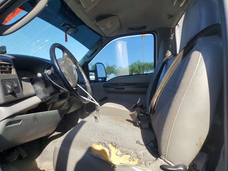 70220576 :رقم المزاد ، 1FDXF46S83ED86537 vin ، 2003 Ford F450 مزاد بيع