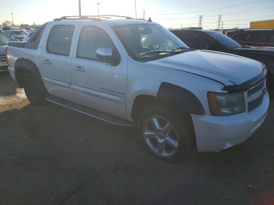 68776026 :رقم المزاد ، 3GNFK123X8G293275 vin ، 2008 Chevrolet Avalanche مزاد بيع