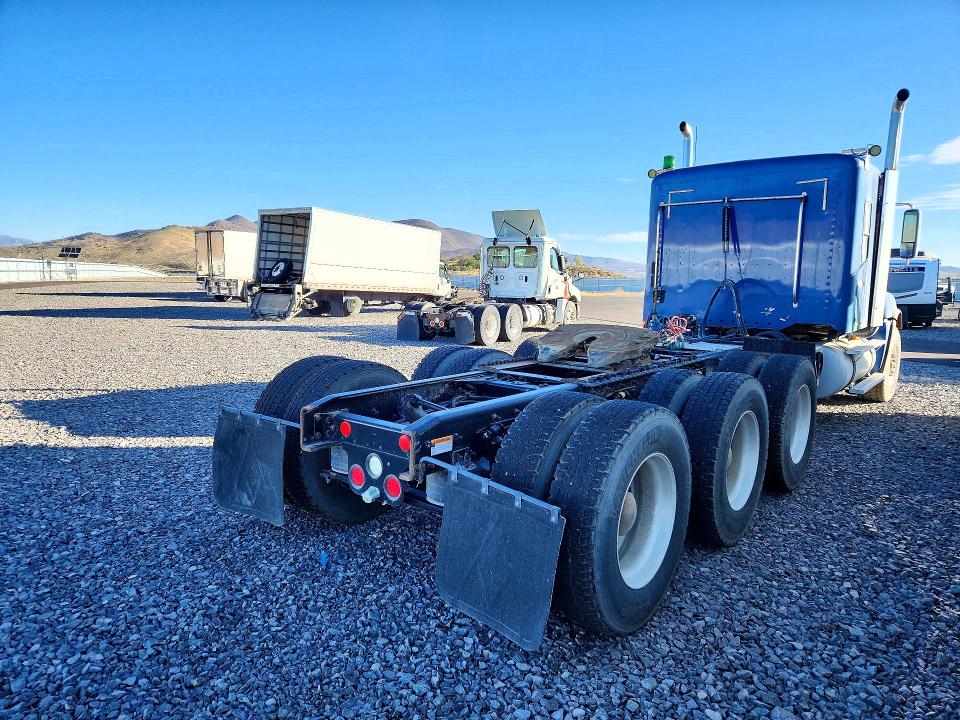 Продаж на аукціоні авто 2007 Freightliner Conventional, vin: 1FURA6CK67LX29254, номер лоту: 66476096