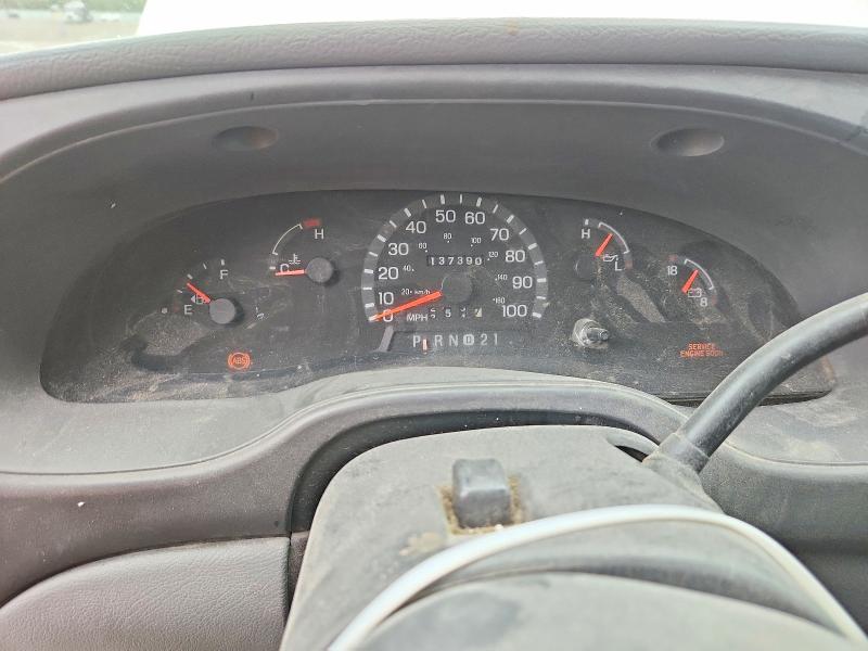 2003 Ford E250 მანქანა იყიდება აუქციონზე, vin: 1FTNE24213HA32105, აუქციონის ნომერი: 70440696