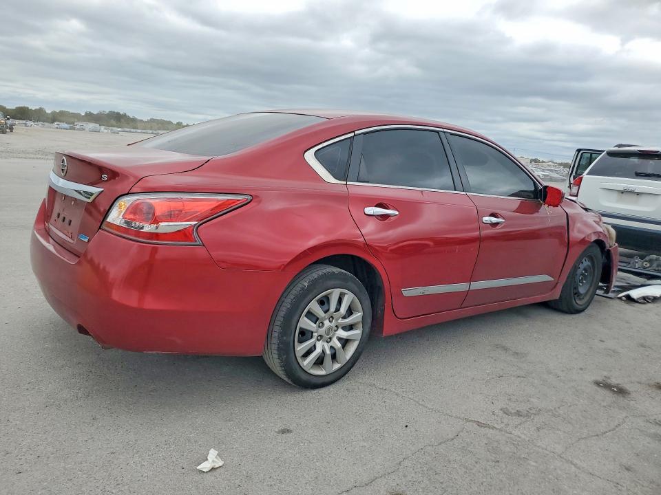 2014 Nissan Altima მანქანა იყიდება აუქციონზე, vin: 1N4AL3AP2EN343109, აუქციონის ნომერი: 70444446