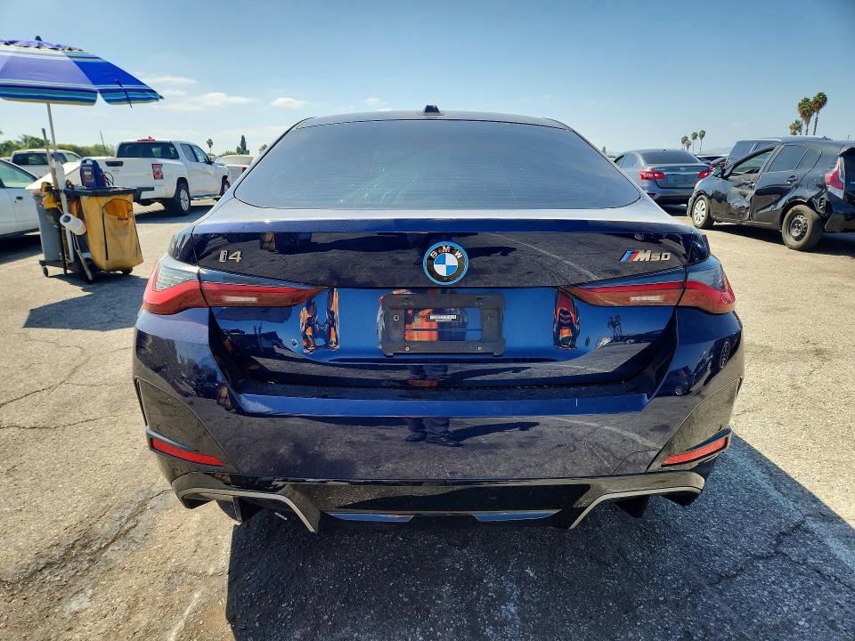 68265086 :رقم المزاد ، WBY33AW02NFM62368 vin ، 2022 Bmw I4 مزاد بيع