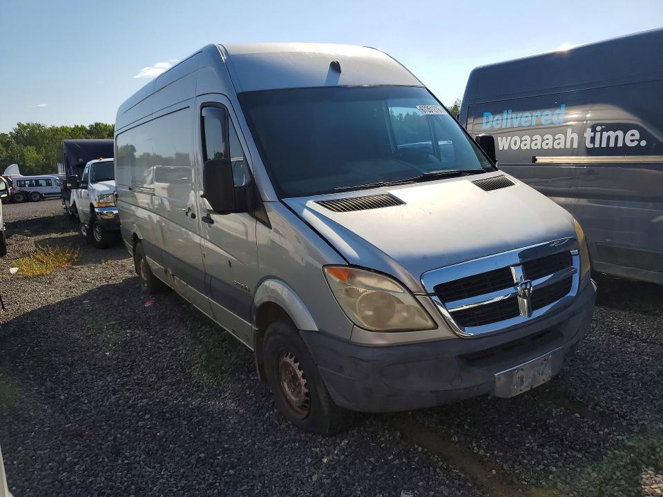67351276 :رقم المزاد ، WD0PE845785270031 vin ، 2008 Dodge Sprinter مزاد بيع