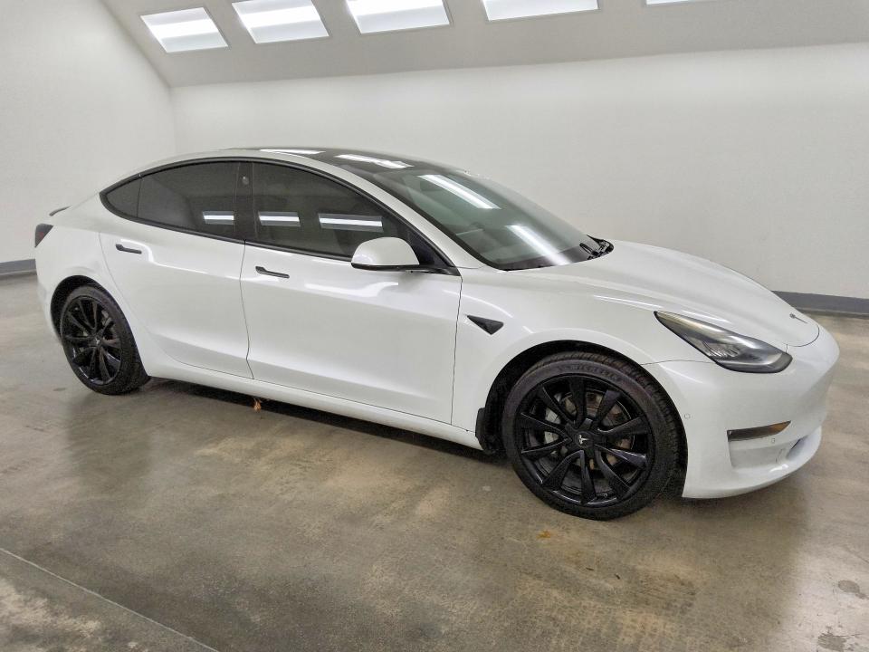 Продажа на аукционе авто 2018 Tesla Model 3, vin: 5YJ3E1EA6JF169755, номер лота: 69059926