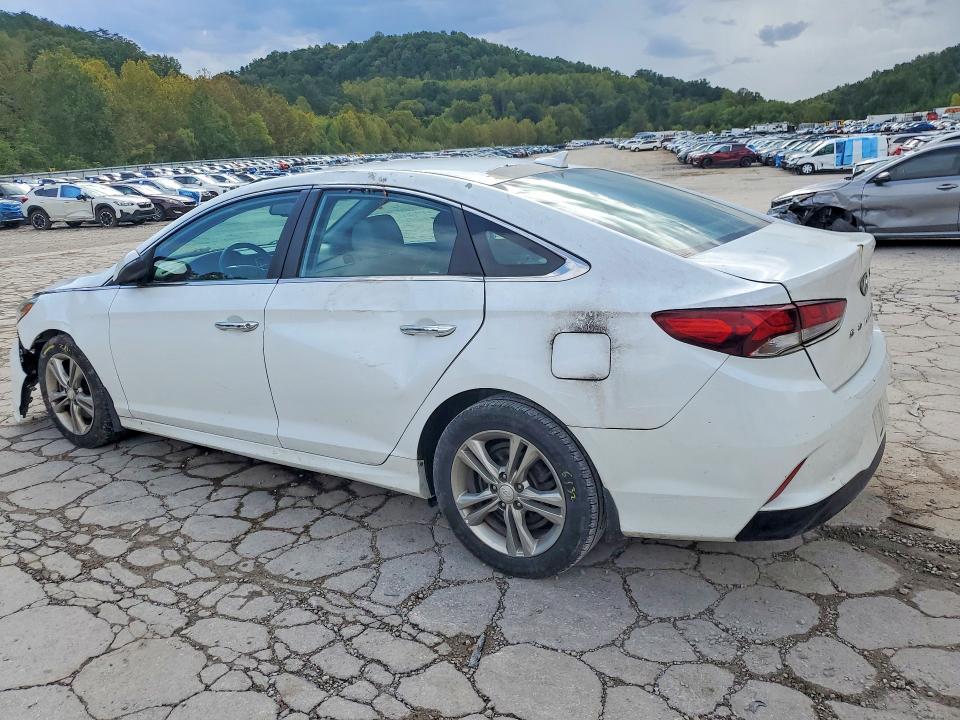 70179766 :رقم المزاد ، 5NPE34AF7JH684542 vin ، 2018 Hyundai Sonata مزاد بيع