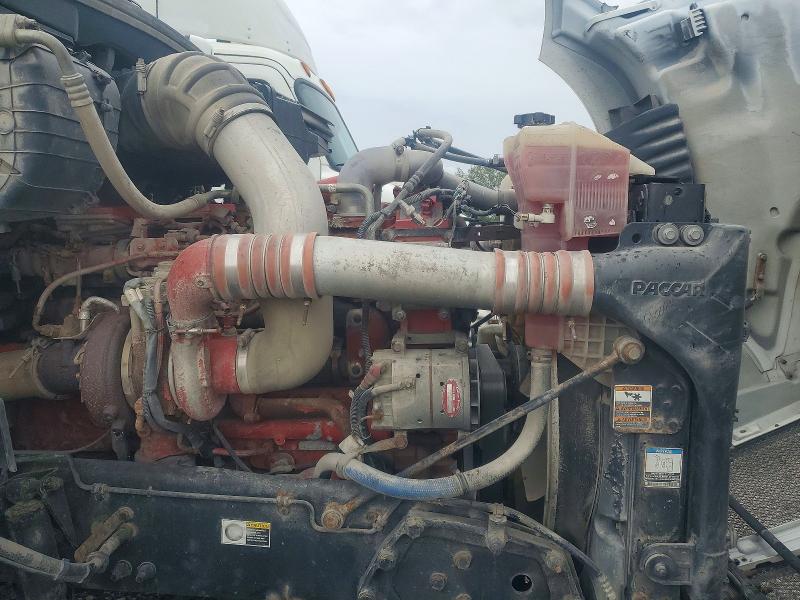 69941886 :رقم المزاد ، 1XKYA48X7FJ403375 vin ، 2015 Kenworth T680 مزاد بيع