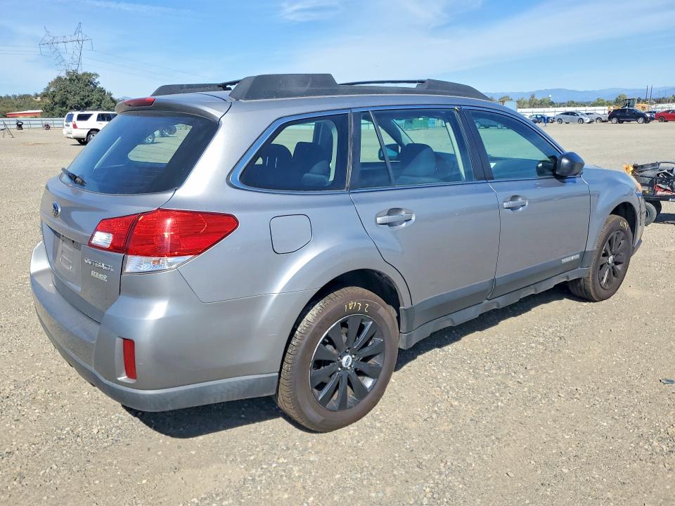2011 Subaru Outback მანქანა იყიდება აუქციონზე, vin: 4S4BRBAC5B3405724, აუქციონის ნომერი: 68021036