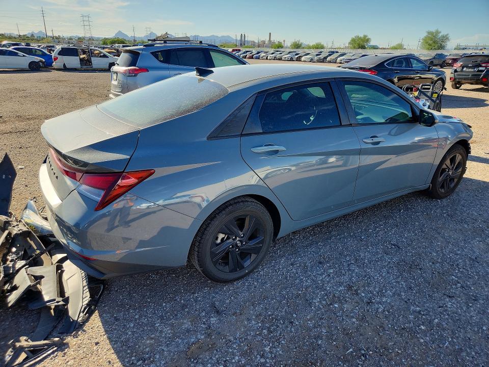 2021 Hyundai Elantra მანქანა იყიდება აუქციონზე, vin: KMHLM4AG8MU177443, აუქციონის ნომერი: 67817106