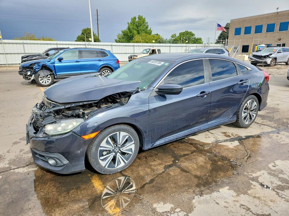 69220796 :رقم المزاد ، 19XFC1F39HE023966 vin ، 2017 Honda Civic مزاد بيع