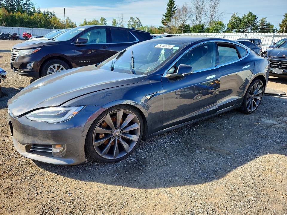 Продажа на аукционе авто 2017 Tesla Model S, vin: 5YJSA1E22HF218542, номер лота: 68140636