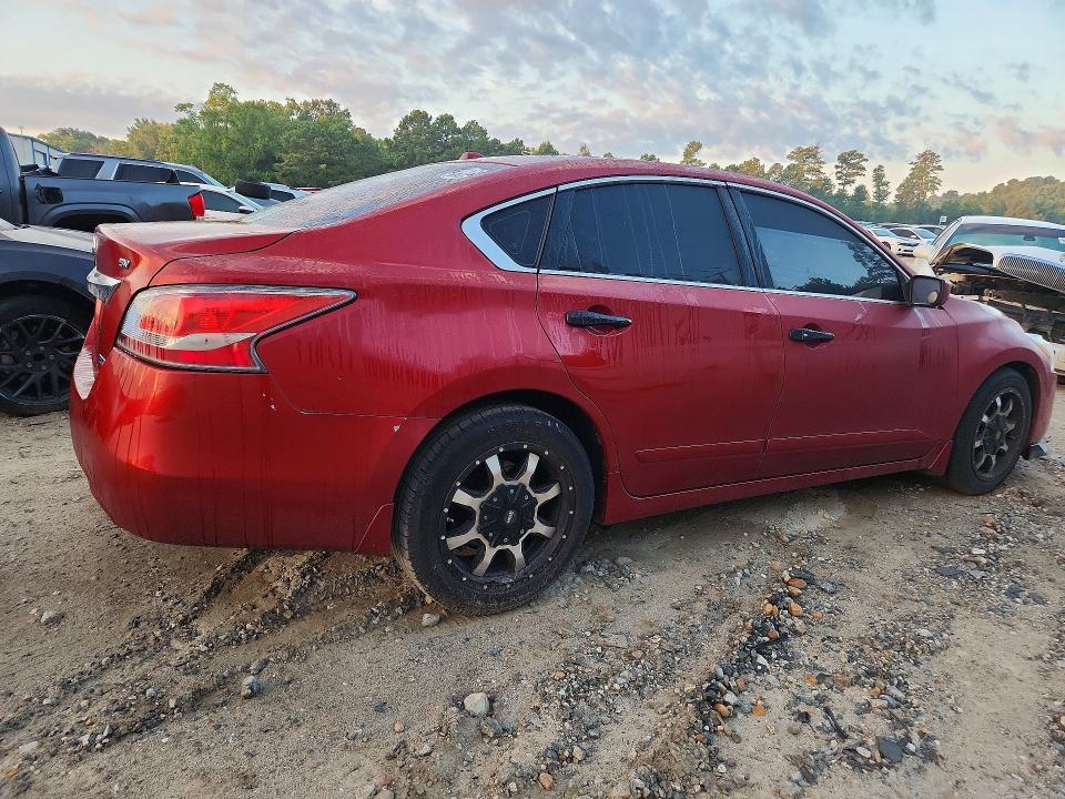 2014 Nissan Altima მანქანა იყიდება აუქციონზე, vin: 1N4AL3APXEC403441, აუქციონის ნომერი: 68418466