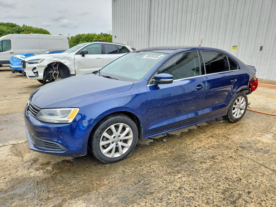 69930436 :رقم المزاد ، 3VWD17AJ6EM304739 vin ، 2014 Volkswagen Jetta مزاد بيع