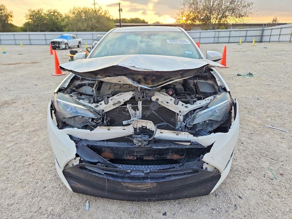 Aukcja sprzedaży 2017 Toyota Corolla, vin: 5YFBURHE4HP657032, numer aukcji: 69937826
