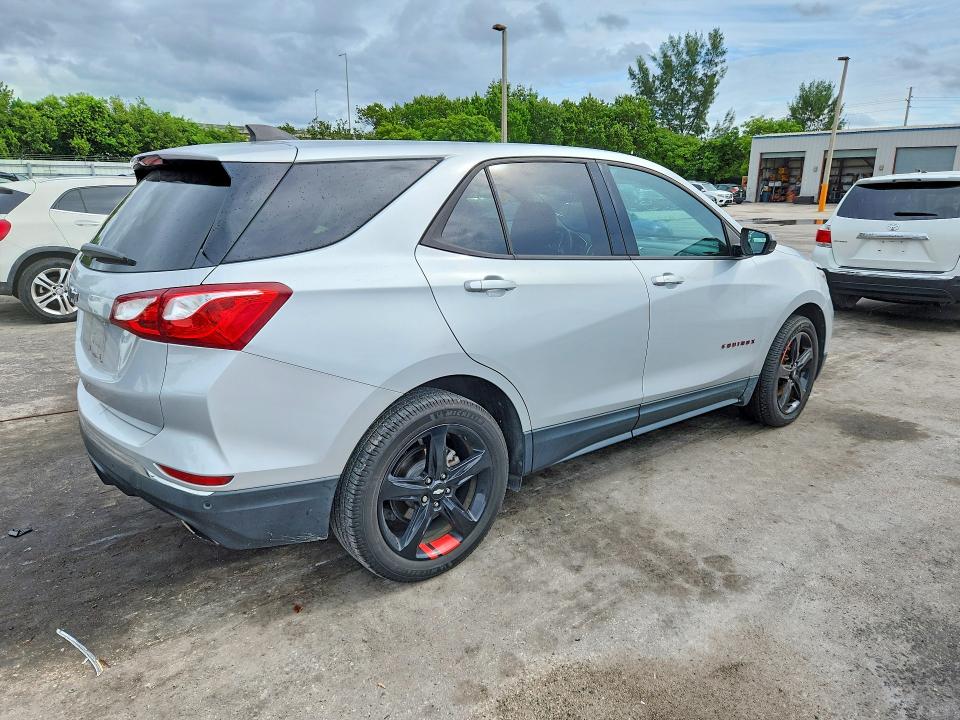 Продажа на аукционе авто 2020 Chevrolet Equinox, vin: 2GNAXLEX5L6110830, номер лота: 70979146