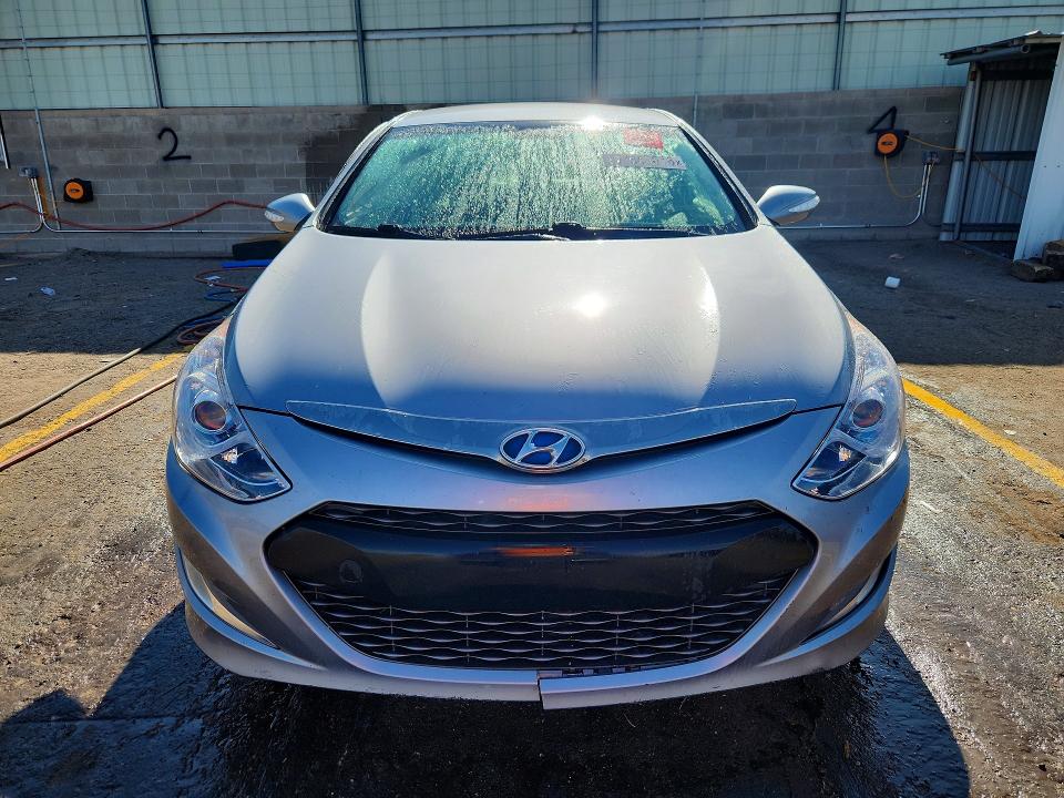 Продаж на аукціоні авто 2015 Hyundai Sonata Hybrid, vin: KMHEC4A43FA129273, номер лоту: 67643616