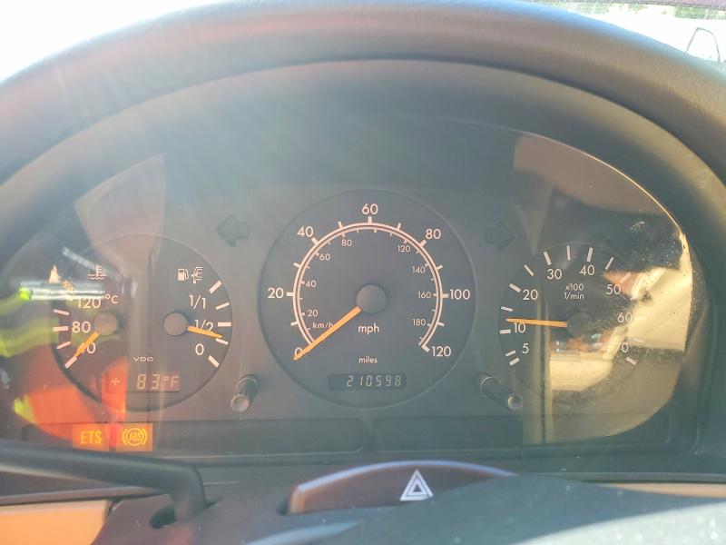 70680226 :رقم المزاد ، 4JGAB54EXWA023205 vin ، 1998 Mercedes-benz Ml مزاد بيع