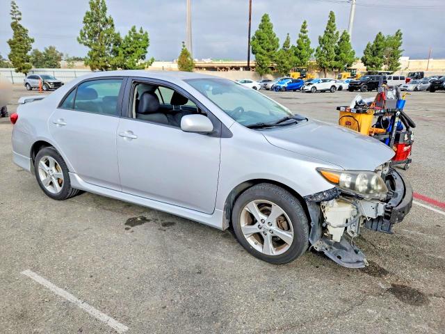 68882076 :رقم المزاد ، 2T1BU4EEXCC795593 vin ، 2012 Toyota Corolla مزاد بيع
