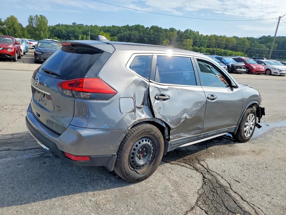 Продажа на аукционе авто 2017 Nissan Rogue, vin: 5N1AT2MT8HC780024, номер лота: 68884616