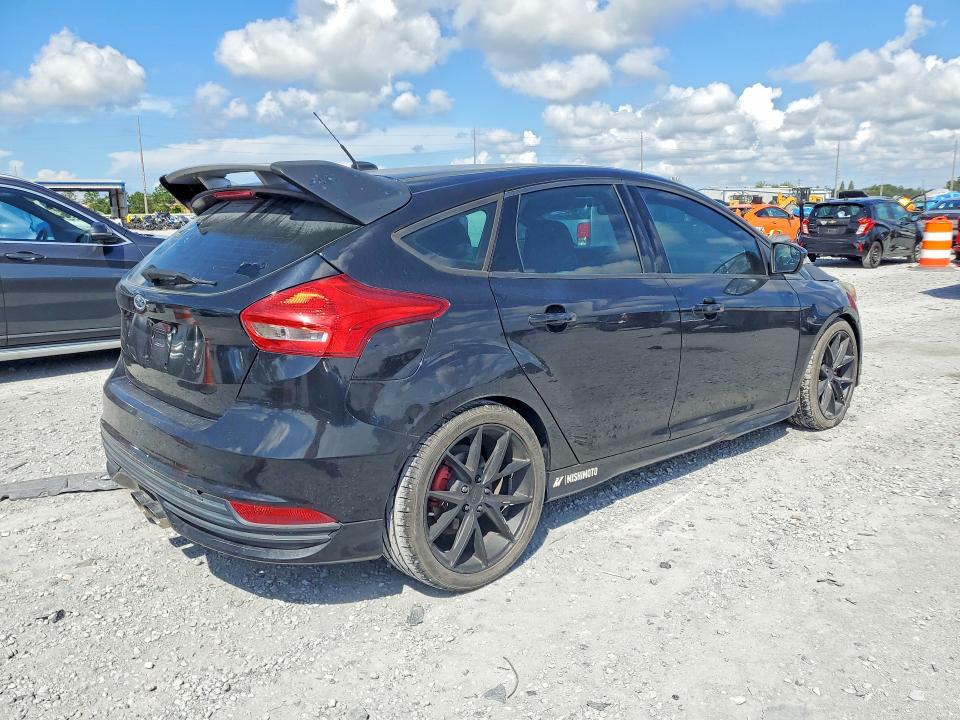 Продажа на аукционе авто 2016 Ford Focus, vin: 1FADP3L96GL202686, номер лота: 70048136