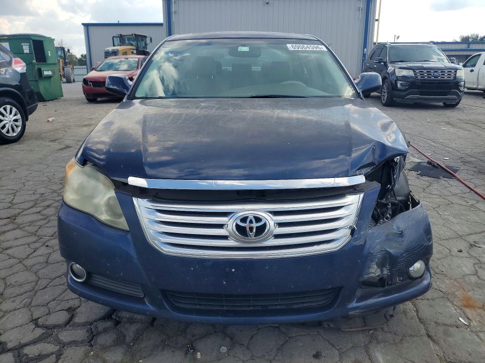 69064596 :رقم المزاد ، 4T1BK36B38U306316 vin ، 2008 Toyota Avalon مزاد بيع