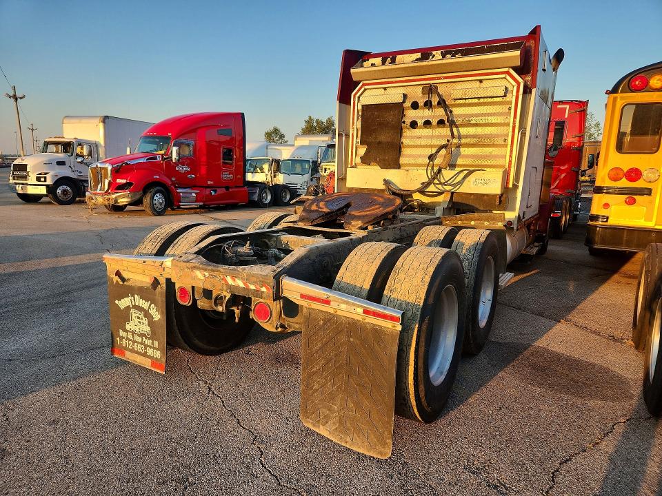 1998 Peterbilt 379 მანქანა იყიდება აუქციონზე, vin: 1XP5D69X4WN447342, აუქციონის ნომერი: 67434296