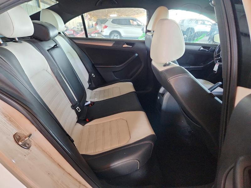 66916666 :رقم المزاد ، 3VWD17AJ4GM301373 vin ، 2016 Volkswagen Jetta مزاد بيع