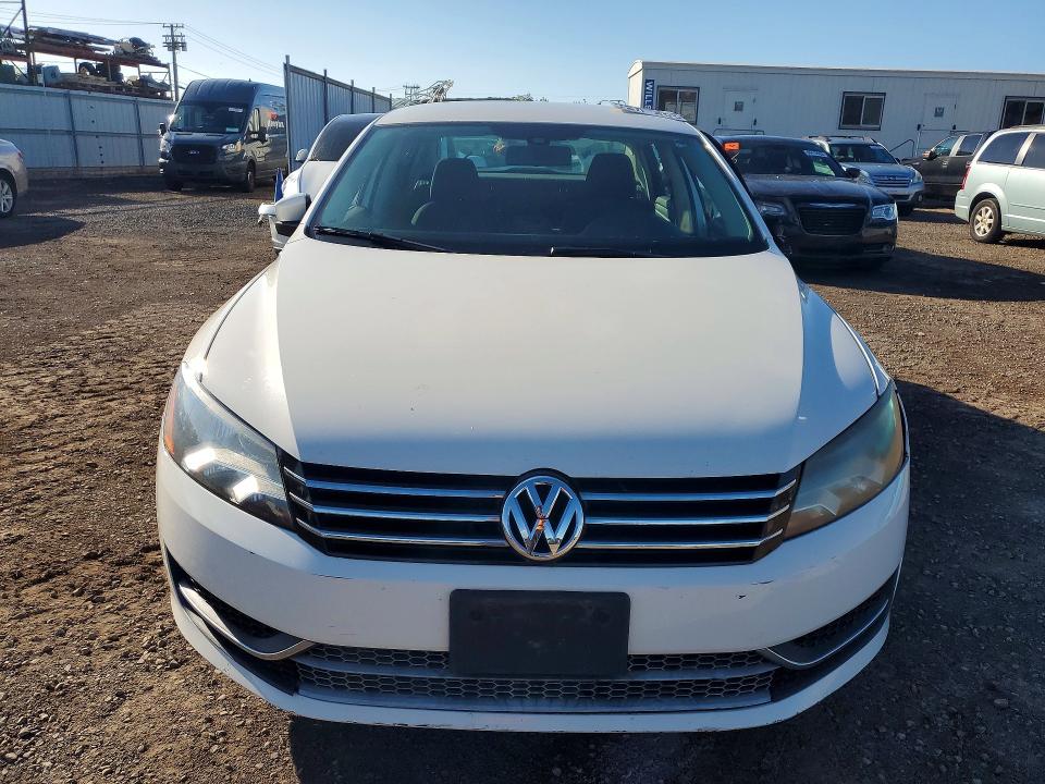 Продажа на аукционе авто 2015 Volkswagen Passat, vin: 1VWAT7A30FC067408, номер лота: 69437406