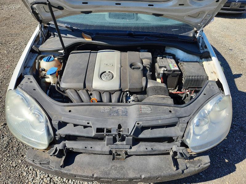 2009 Volkswagen Rabbit მანქანა იყიდება აუქციონზე, vin: WVWDB71KX9W131497, აუქციონის ნომერი: 69481886