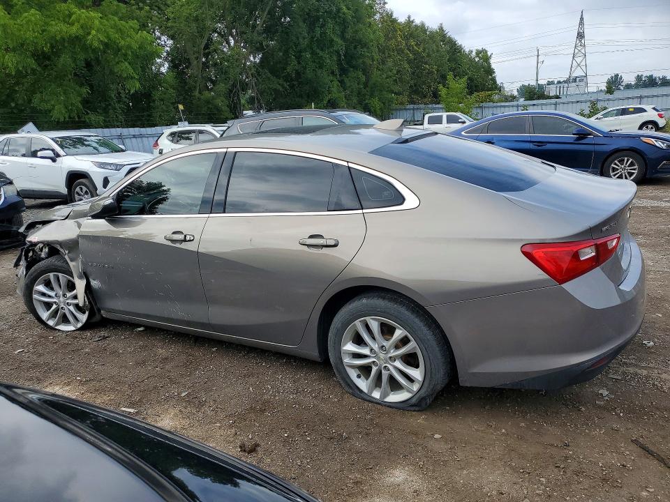 69500426 :رقم المزاد ، 1G1ZE5ST0HF268982 vin ، 2017 Chevrolet Malibu مزاد بيع