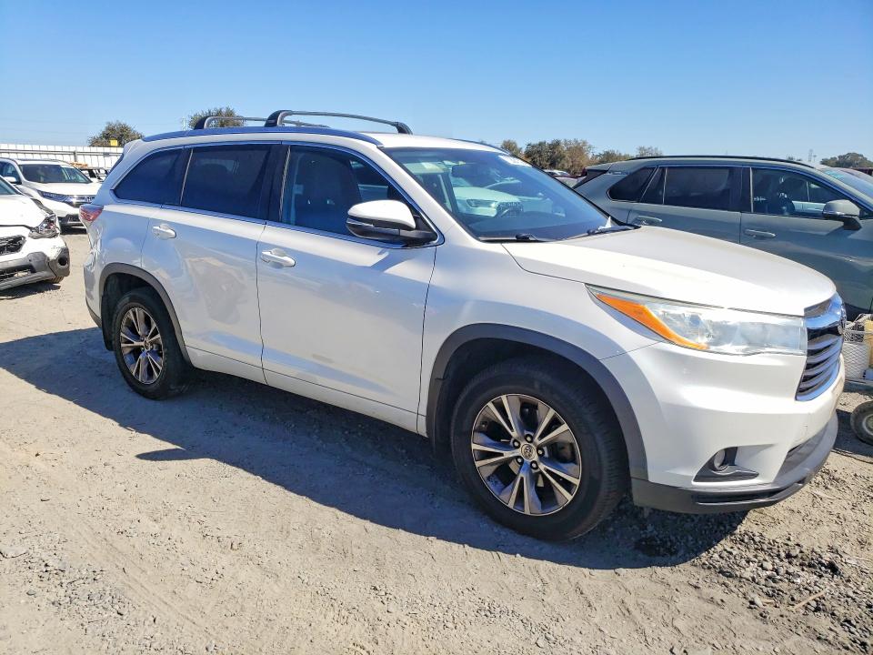 Продаж на аукціоні авто 2014 Toyota Highlander, vin: 5TDJKRFH8ES031369, номер лоту: 70894736
