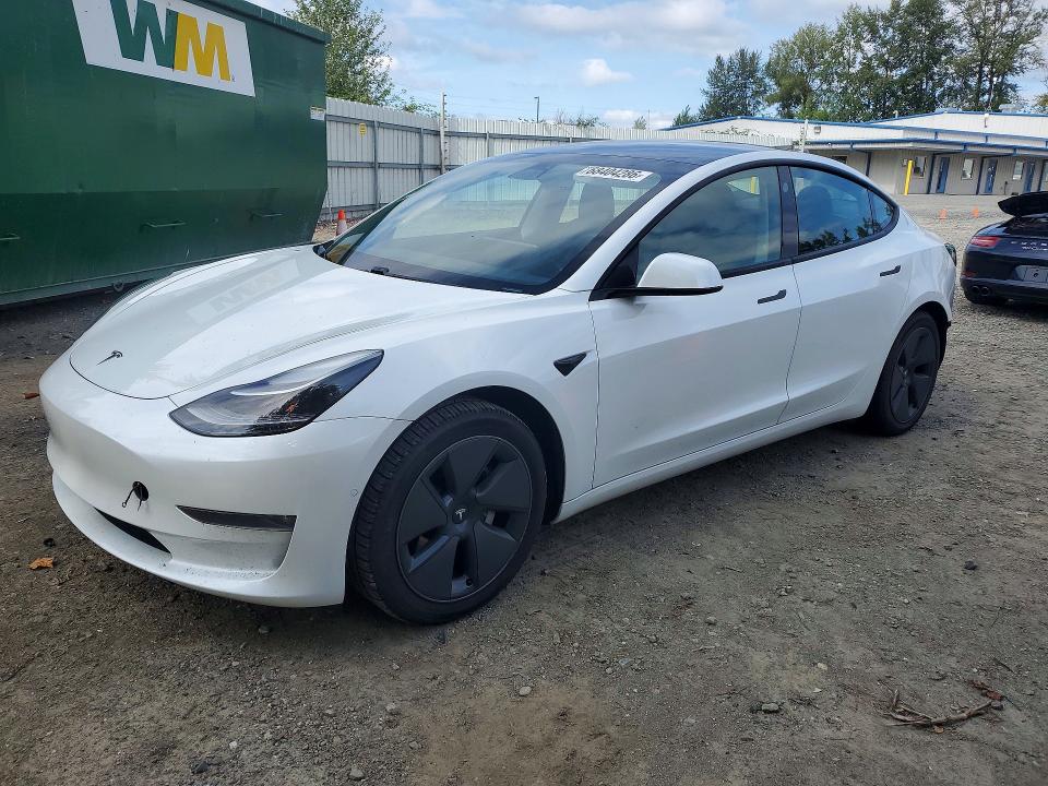68404286 :رقم المزاد ، 5YJ3E1EB5MF044095 vin ، 2021 Tesla Model 3 مزاد بيع