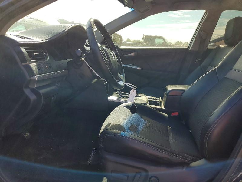 2014 Toyota Camry Hybrid მანქანა იყიდება აუქციონზე, vin: 4T1BD1FK9EU134772, აუქციონის ნომერი: 68933926