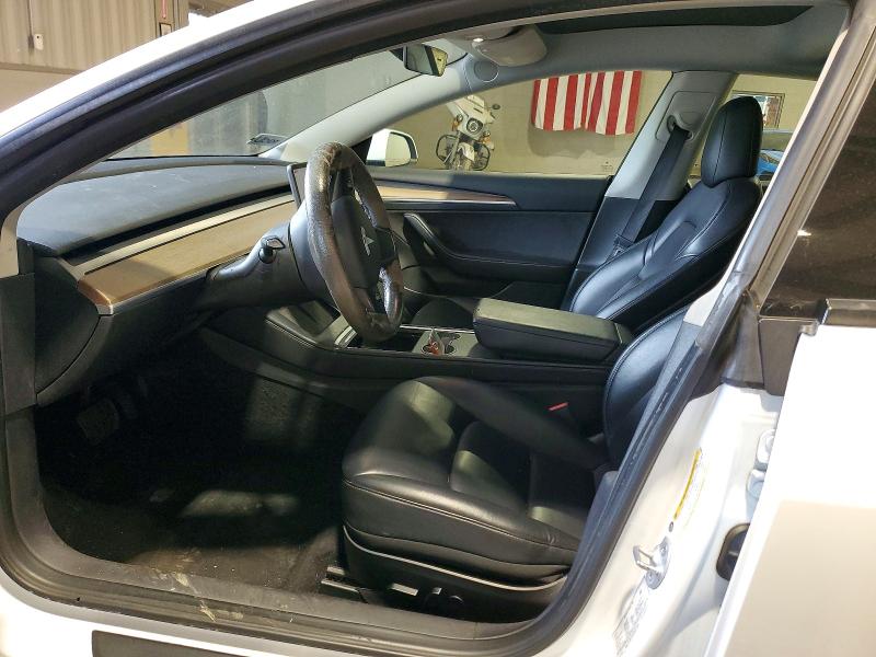 2022 Tesla Model 3 მანქანა იყიდება აუქციონზე, vin: 5YJ3E1EA5NF372335, აუქციონის ნომერი: 70709936