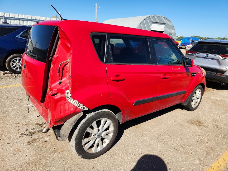 68841846 :رقم المزاد ، KNDJT2A58D7632467 vin ، 2013 Kia Soul مزاد بيع