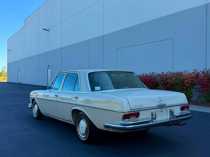 Продаж на аукціоні авто 1967 Mercedes-benz 250se, vin: 12034825, номер лоту: 69581256