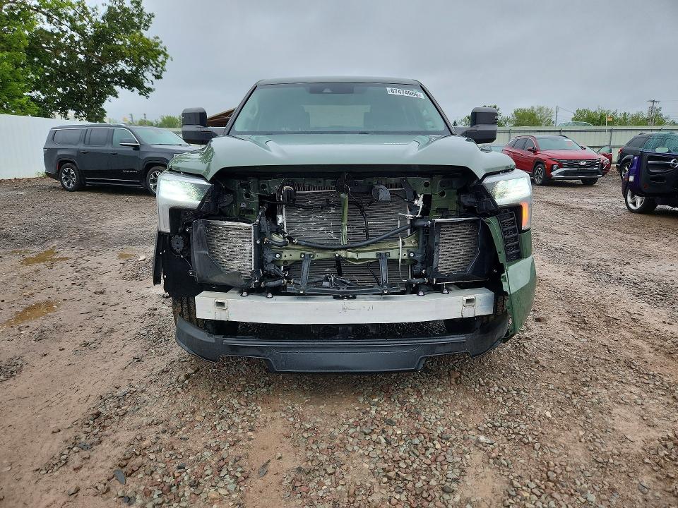 2022 Toyota Tundra მანქანა იყიდება აუქციონზე, vin: 5TFLA5DB9NX002587, აუქციონის ნომერი: 67474066