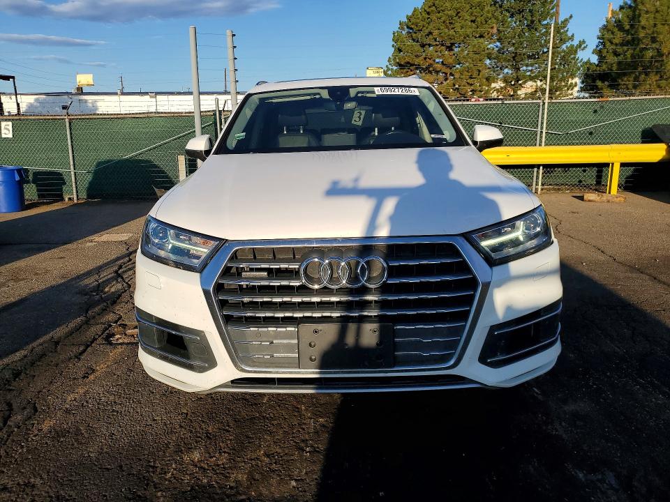 Aukcja sprzedaży 2018 Audi Q7, vin: WA1LAAF73JD018677, numer aukcji: 69927286
