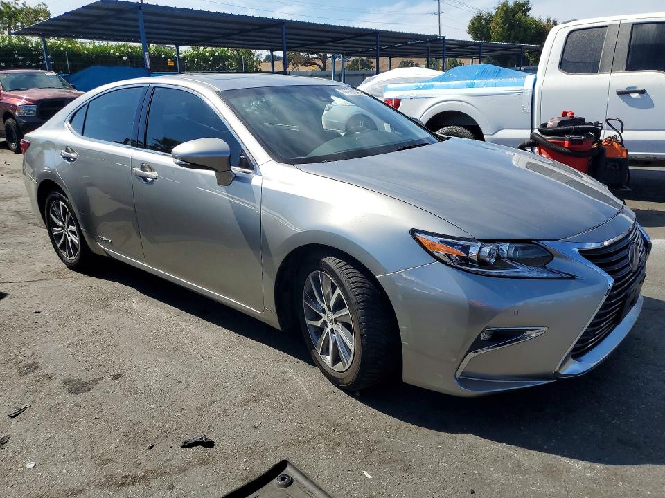 68367396 :رقم المزاد ، JTHBW1GG5H2141726 vin ، 2017 Lexus Es مزاد بيع