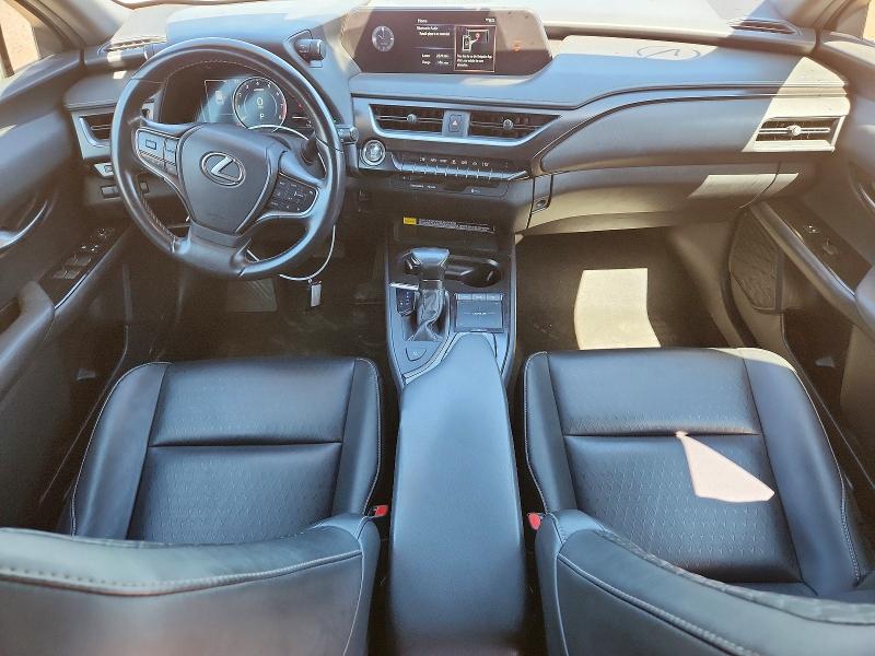 Auction sale of the 2022 Lexus Ux 200, vin: JTHX3JBH1N2046400, lot number: 70569646