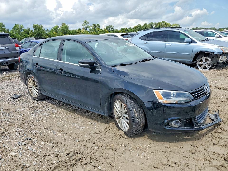 2011 Volkswagen Jetta მანქანა იყიდება აუქციონზე, vin: 3VWLZ7AJXBM343267, აუქციონის ნომერი: 67737146