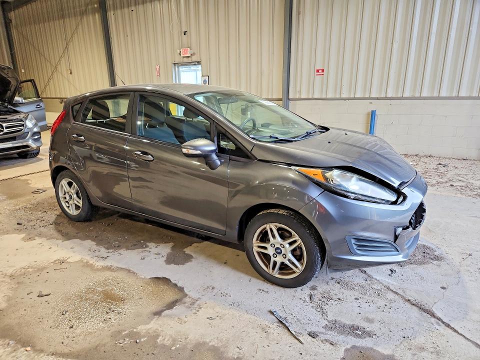 70666746 :رقم المزاد ، 3FADP4EJ4JM123438 vin ، 2018 Ford Fiesta مزاد بيع