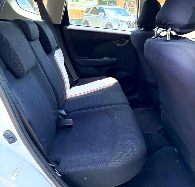2013 Honda Fit მანქანა იყიდება აუქციონზე, vin: JHMGE8G51DC060792, აუქციონის ნომერი: 70188146
