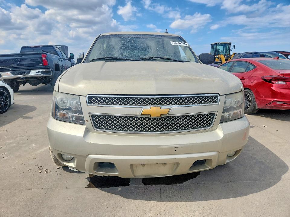 Aukcja sprzedaży 2014 Chevrolet Suburban, vin: 1GNSCKE03ER111382, numer aukcji: 70144116