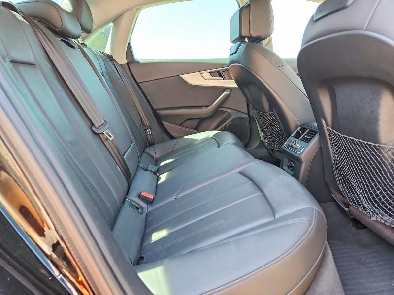 67714006 :رقم المزاد ، WAUKMAF49JA113242 vin ، 2018 Audi A4 مزاد بيع