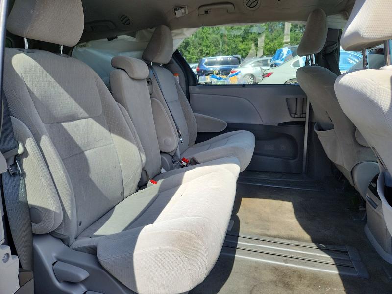 2017 Toyota Sienna მანქანა იყიდება აუქციონზე, vin: 5TDKZ3DC9HS853302, აუქციონის ნომერი: 68195176