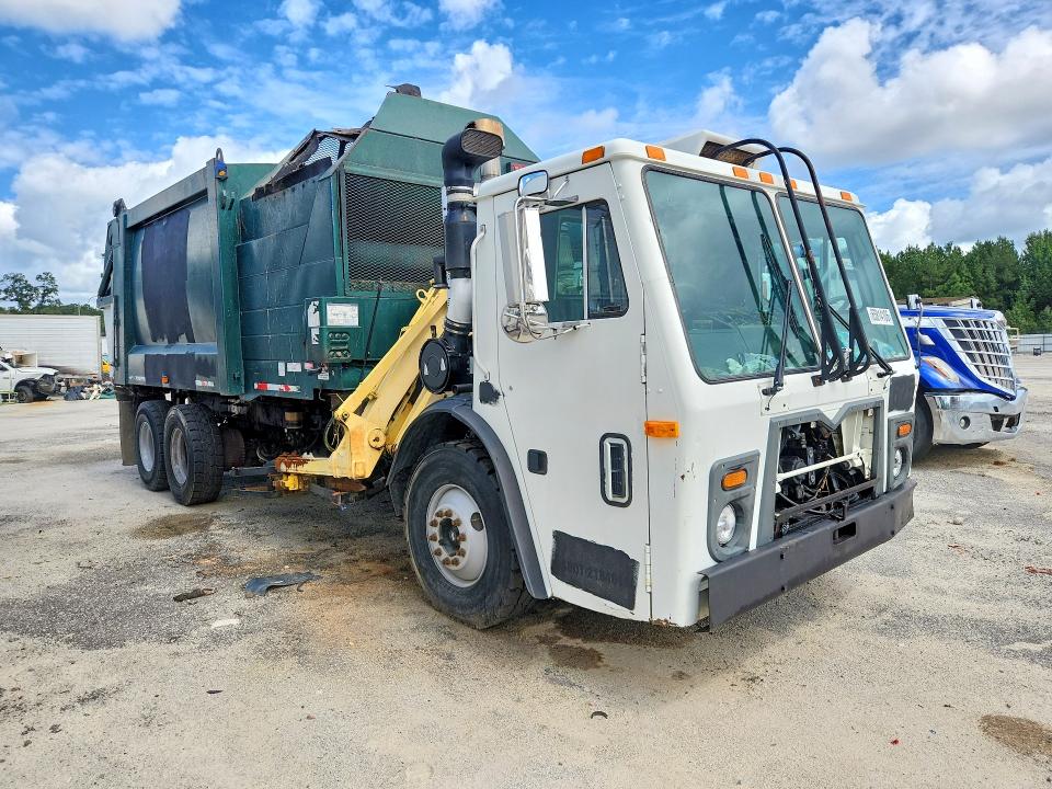 2016 Mack Leu613 მანქანა იყიდება აუქციონზე, vin: 1M2AU04C6GM060411, აუქციონის ნომერი: 65814106